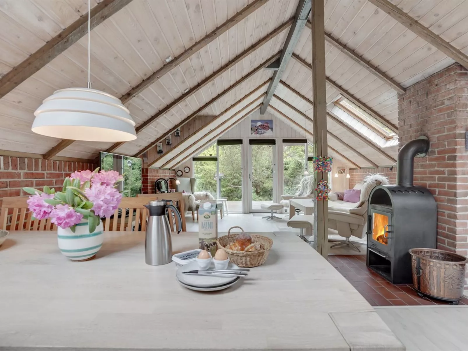 "Yonna" - 400m from the sea-Drinnen