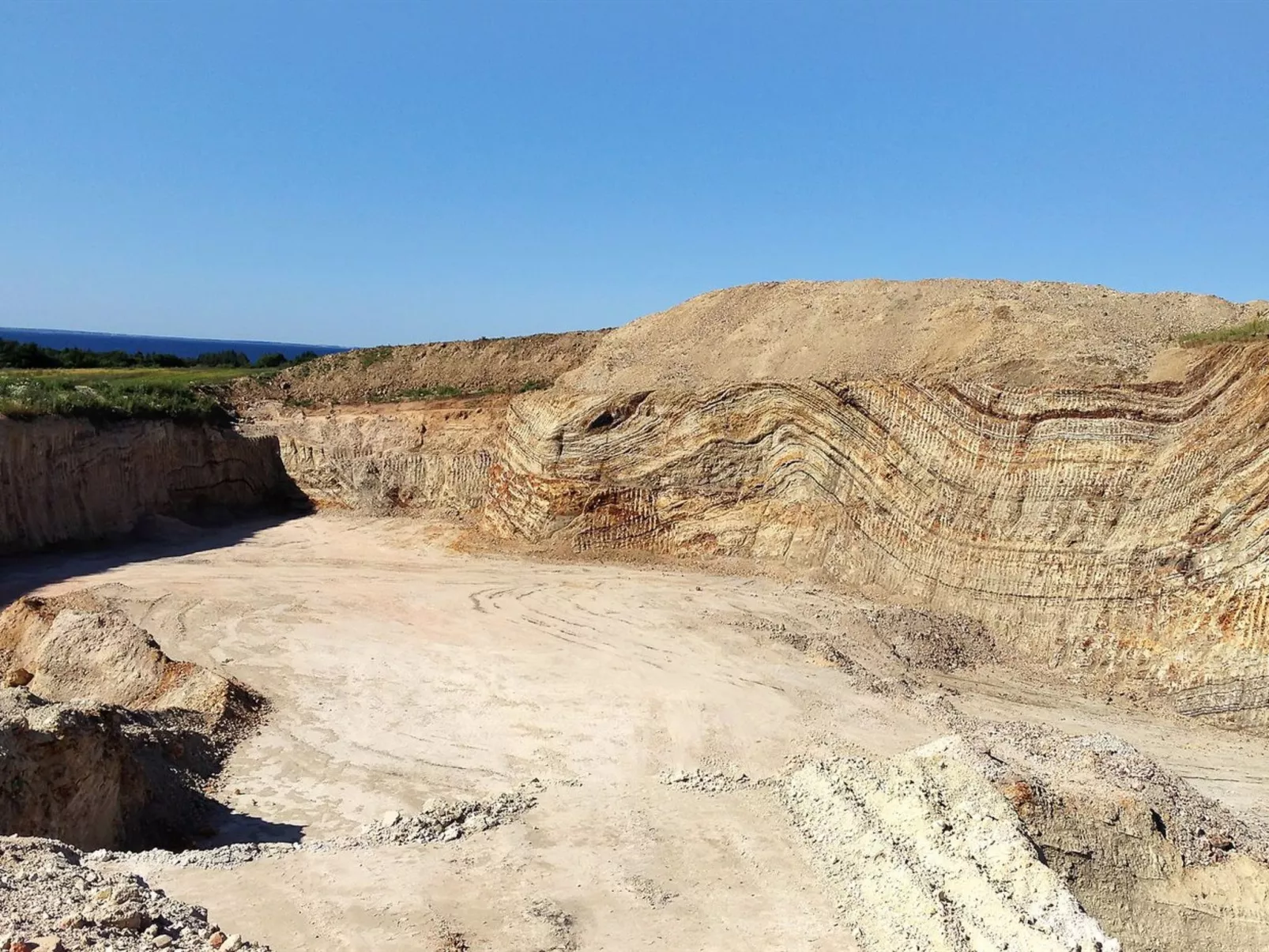 "Eljas" - 200m to the fjord-Outside