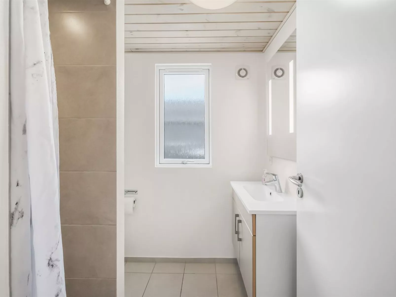 "Sinikka" - 350m from the sea-Inside