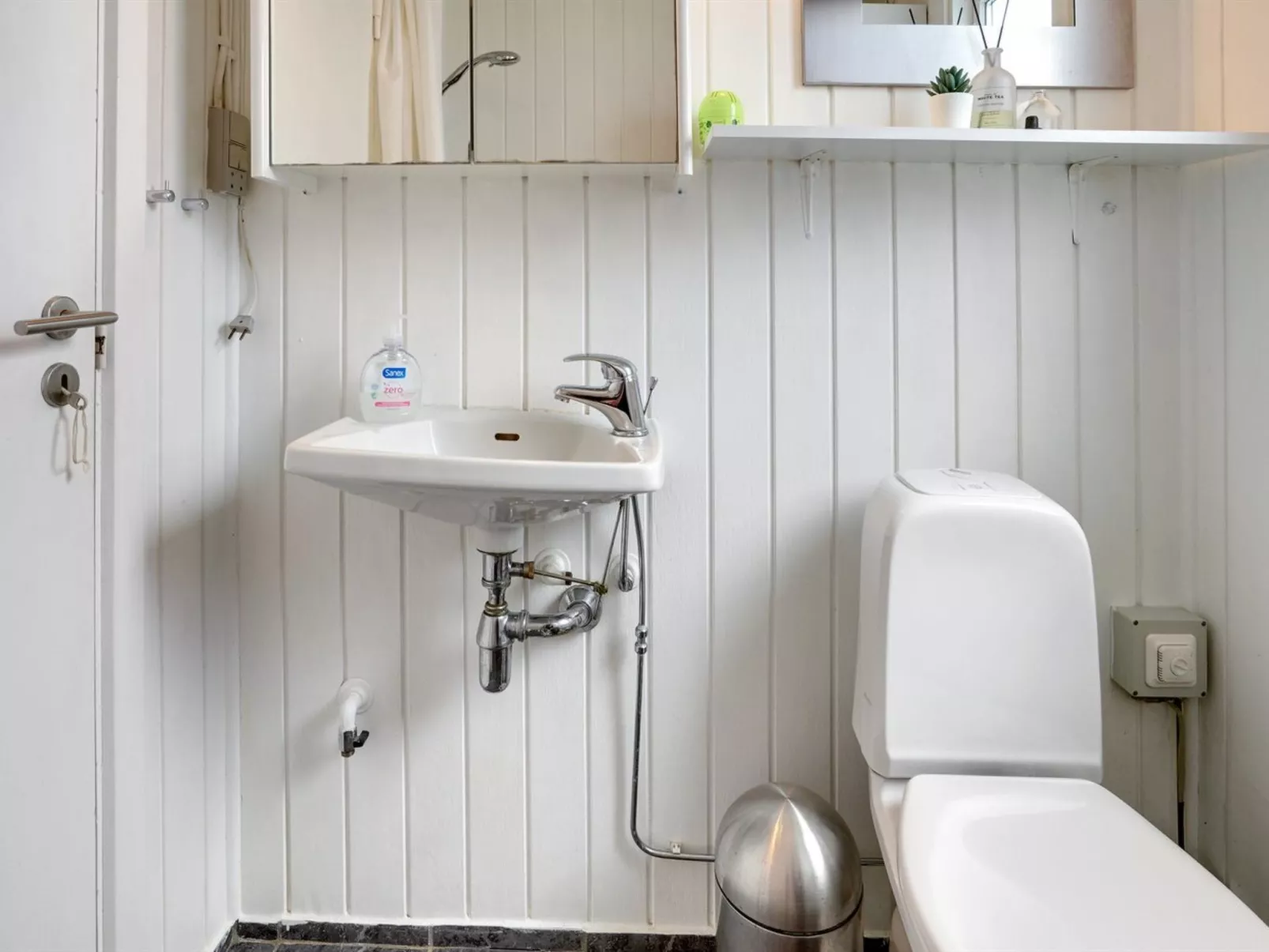 "Edel" - 650m from the sea-Inside