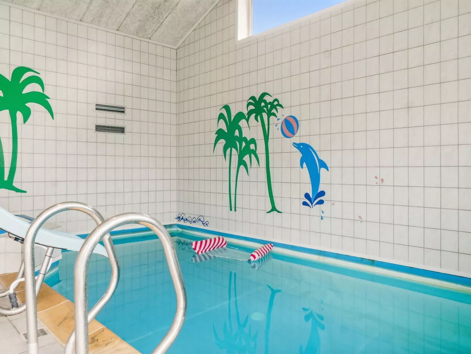 "Hallveig" - 1.1km from the sea-Draußen