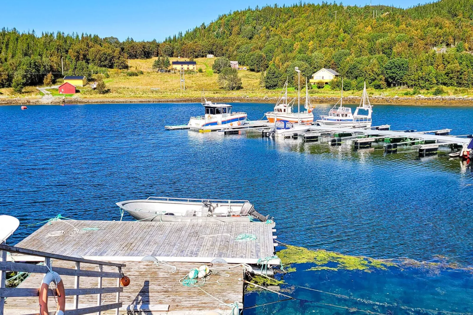 6 person holiday home in Naustbukta-By Traum-Not tagged