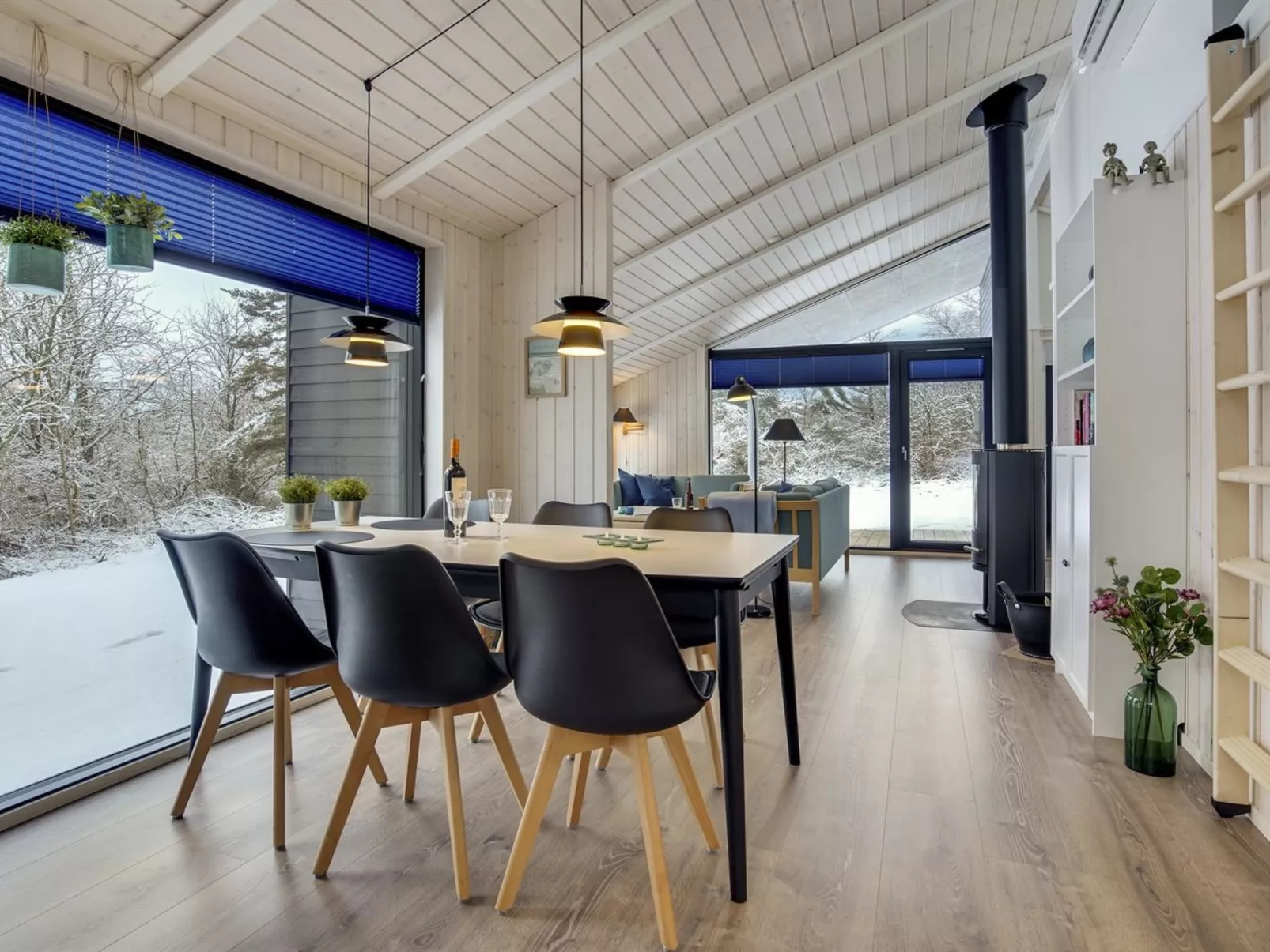 "Hildegard" - 1.5km from the sea-Drinnen