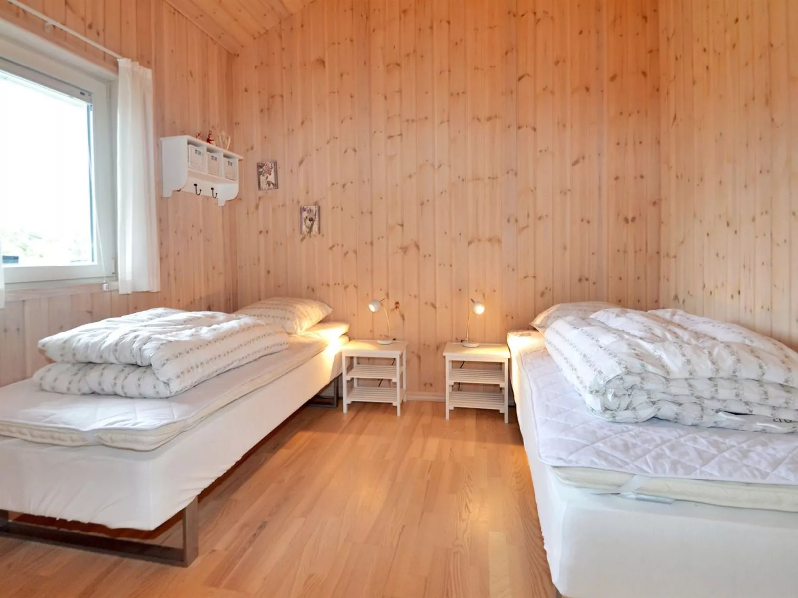 "Huno" - 400m from the sea-Inside