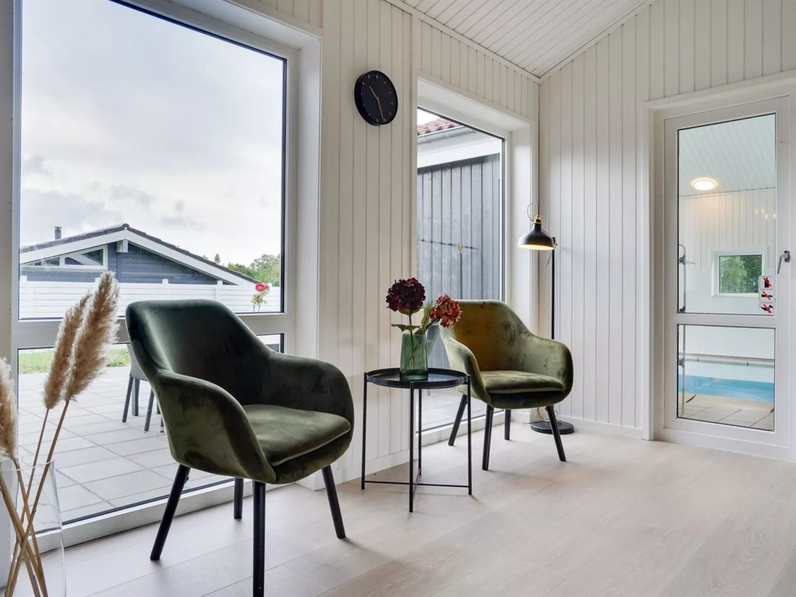 "Bjarki" - 800m from the sea-Inside