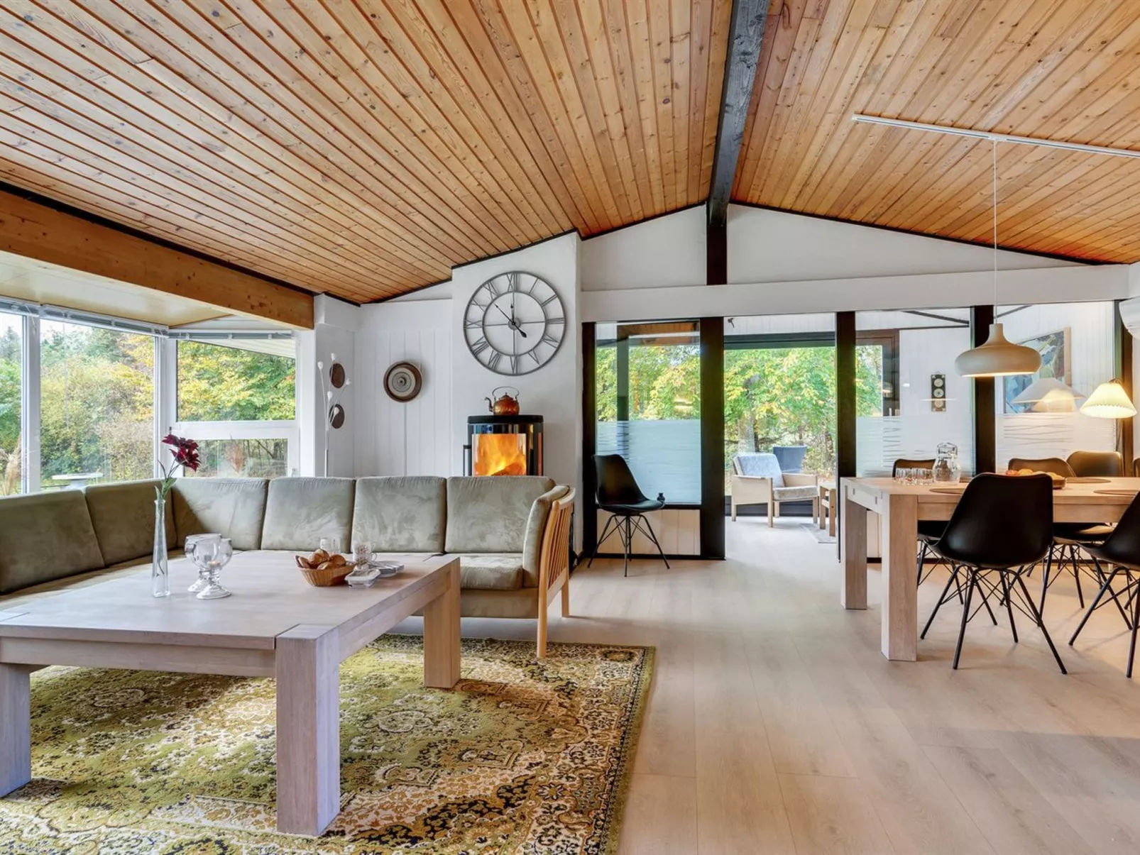 "Alida" - 1.1km from the sea-Dedans