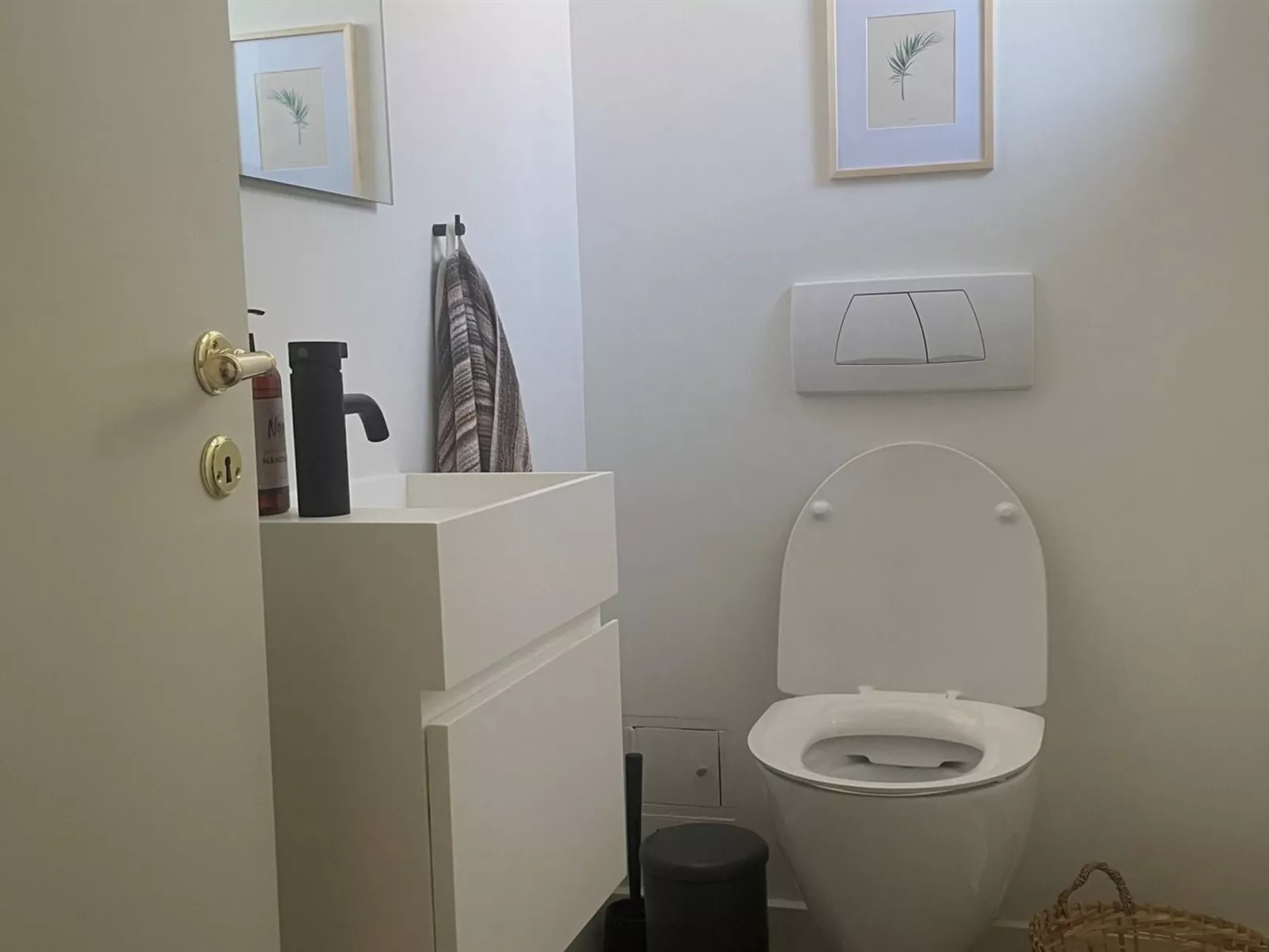 "Urs" - 200m from the sea-Drinnen