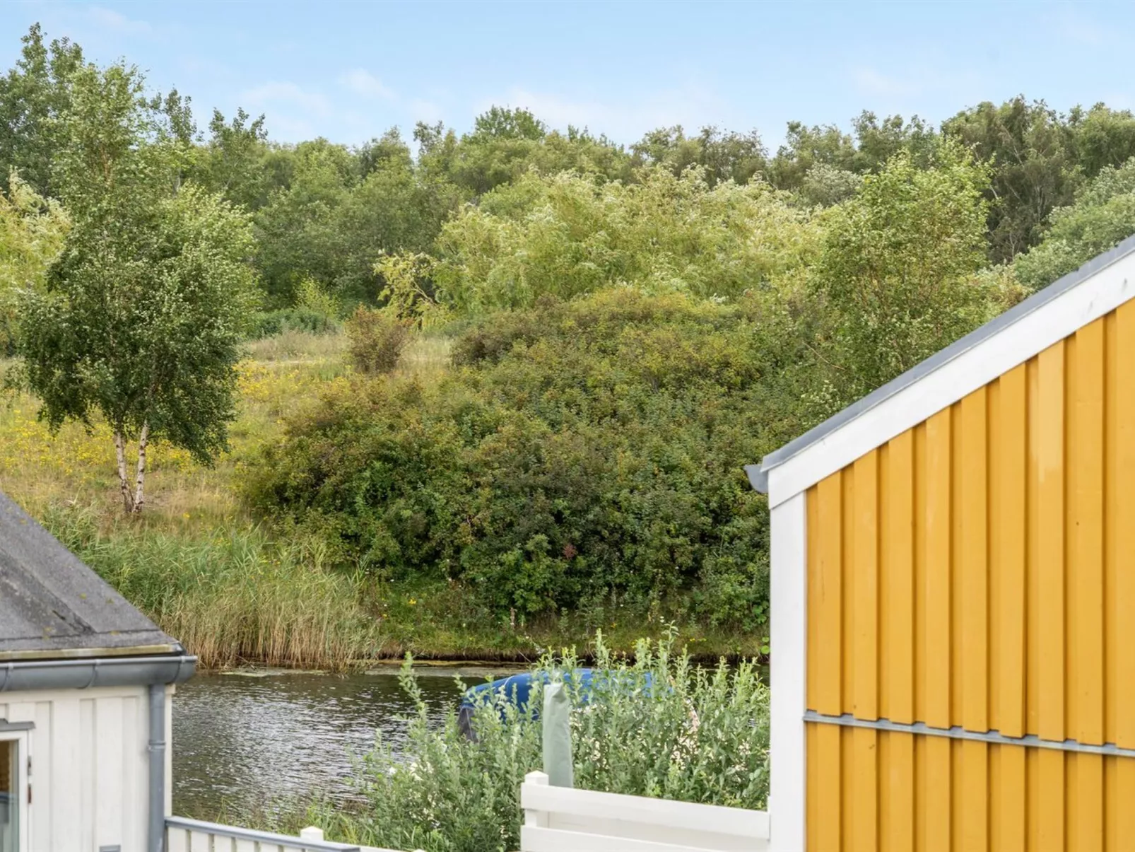 "Milo" - 5m from the sea-Draußen