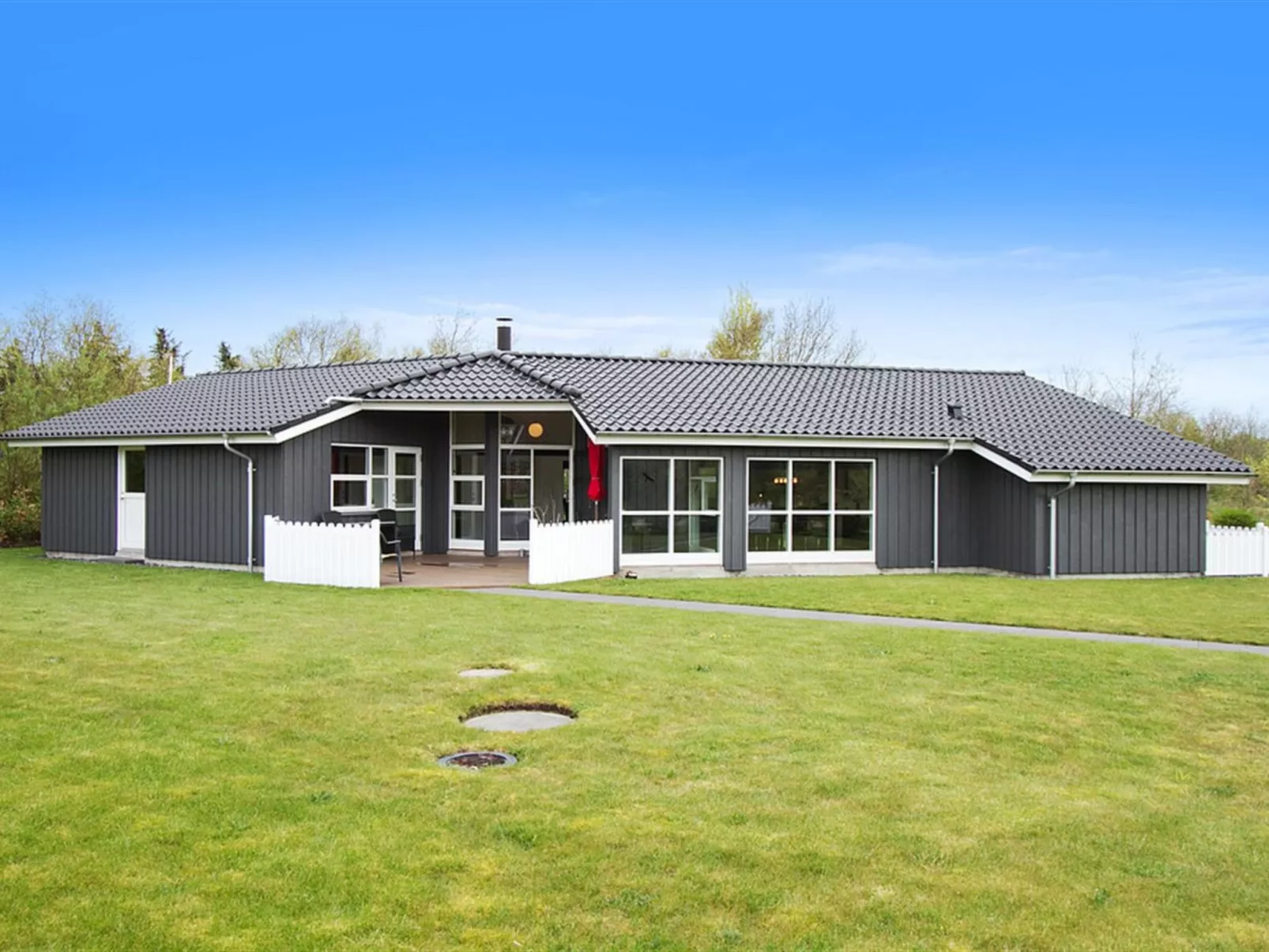 "Jannic" - 300m to the fjord-Outside