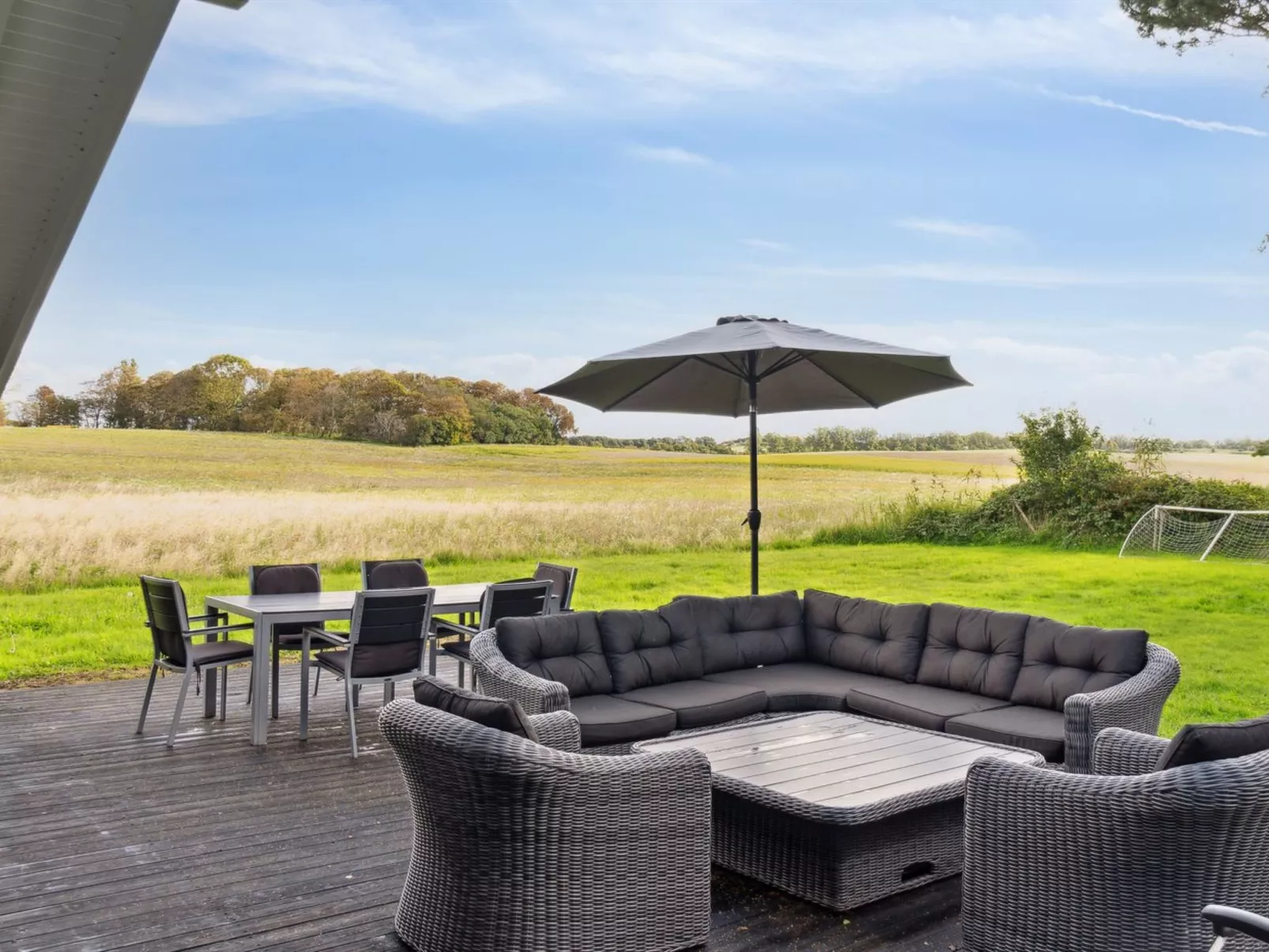 "Rik" - 350m from the sea-Draußen