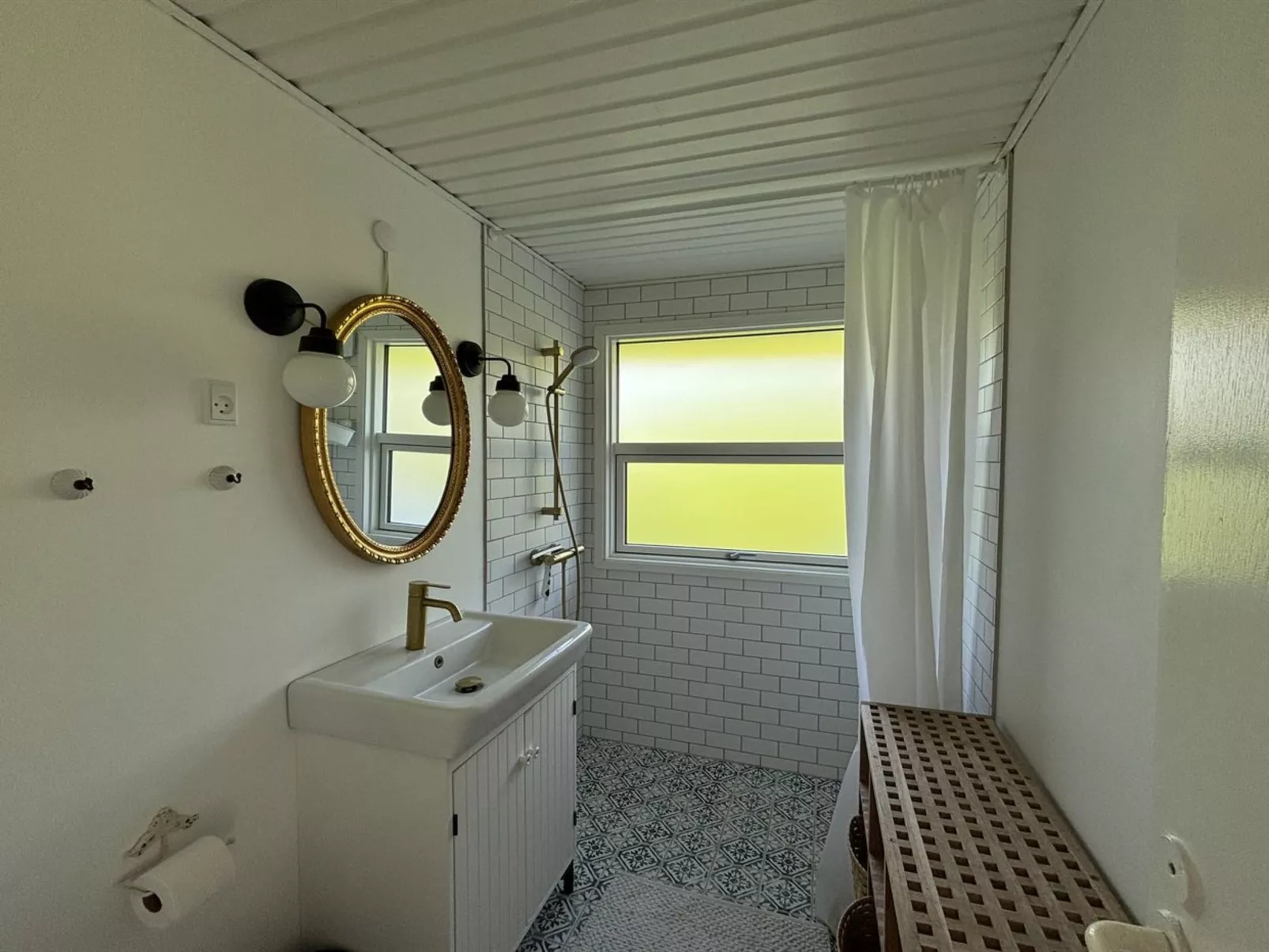 "Aksa" - 400m from the sea-Inside