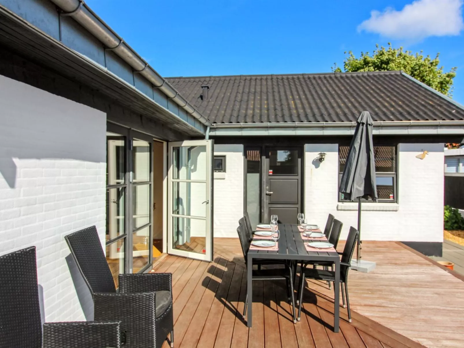 "Kælle" - 500m from the sea-Outside