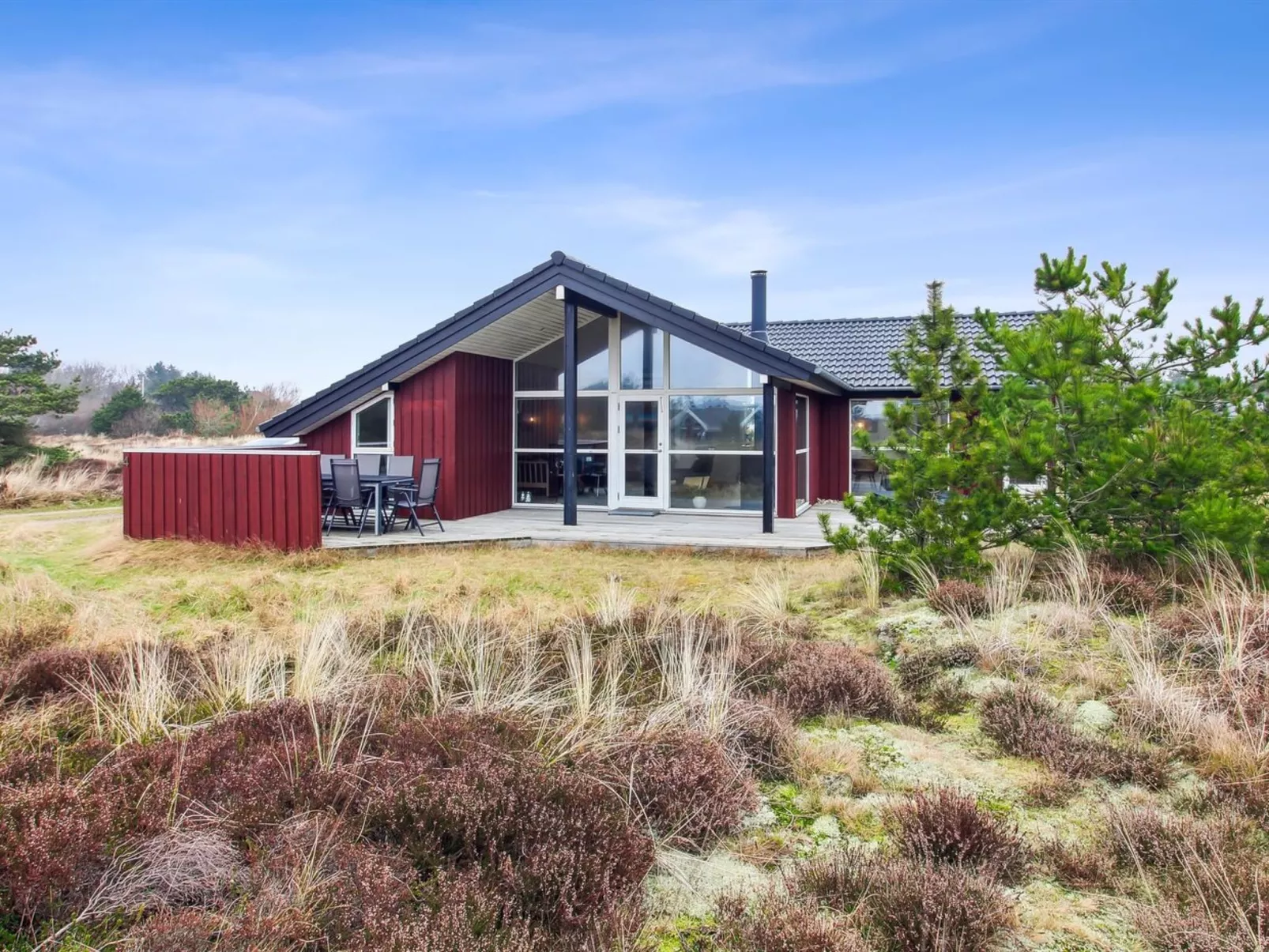 "Tiane" - 800m from the sea-Outside