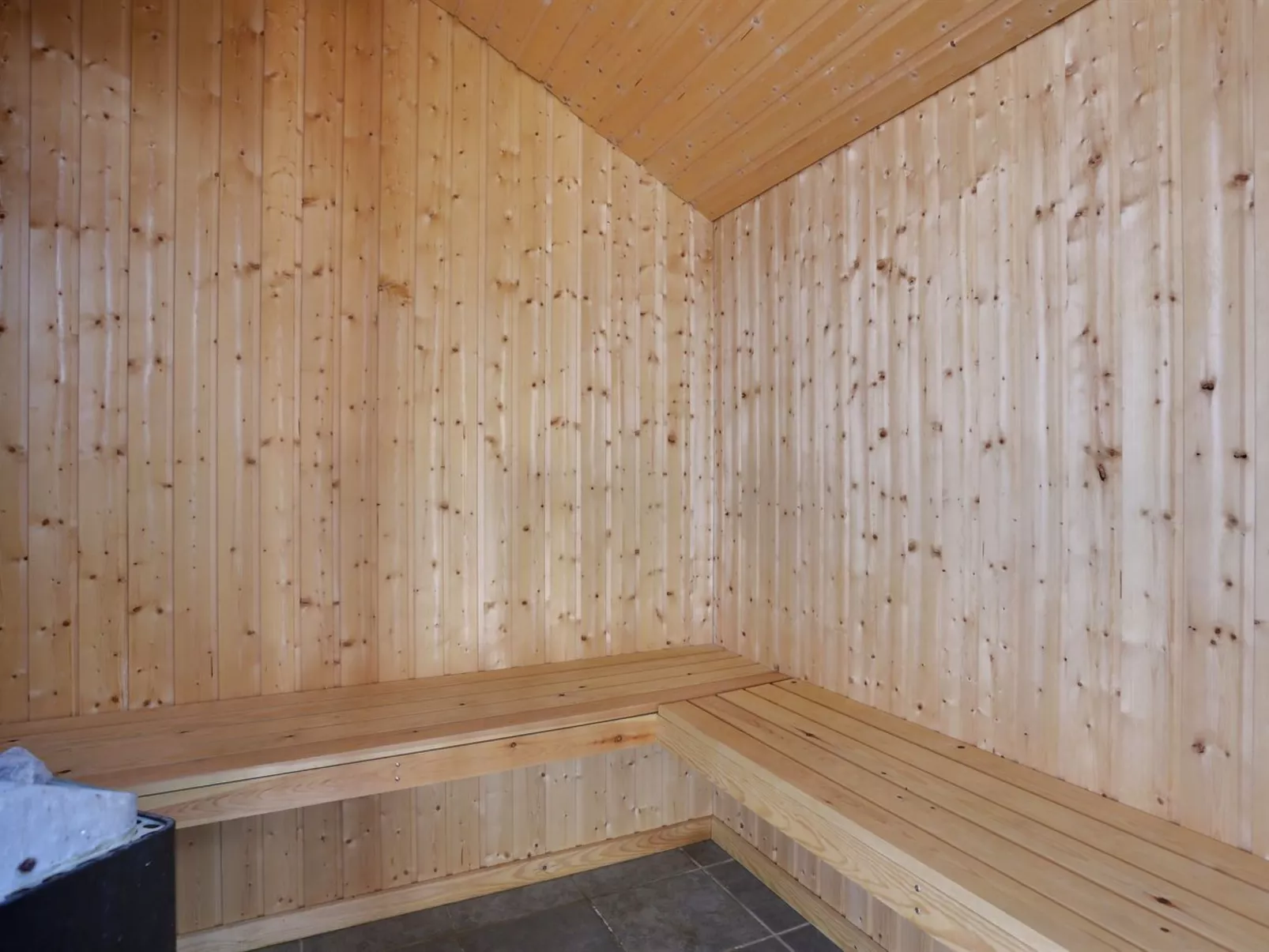 "Bolli" - 1.1km from the sea-Drinnen