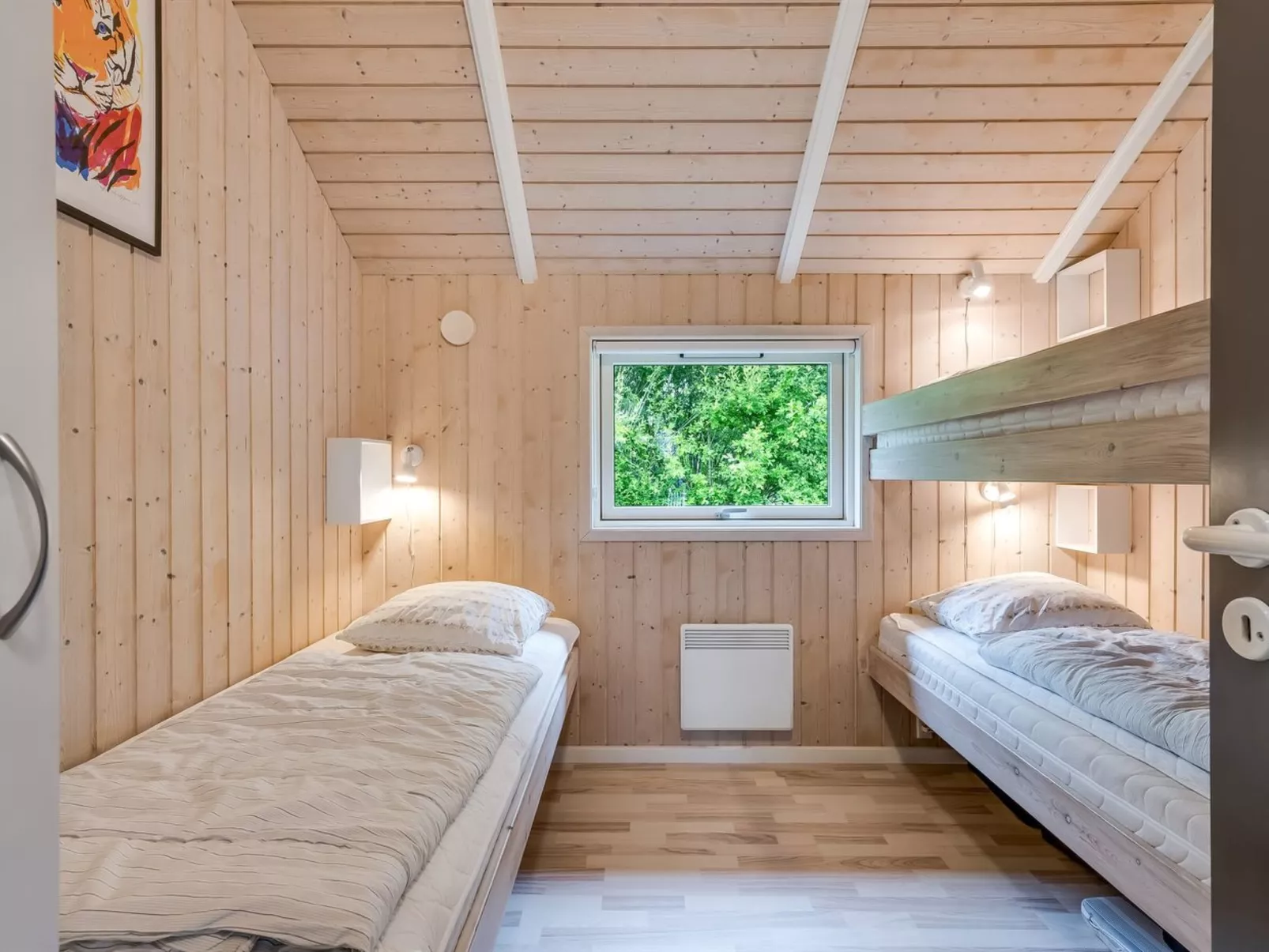 "Germaine" - 1.2km from the sea-Inside