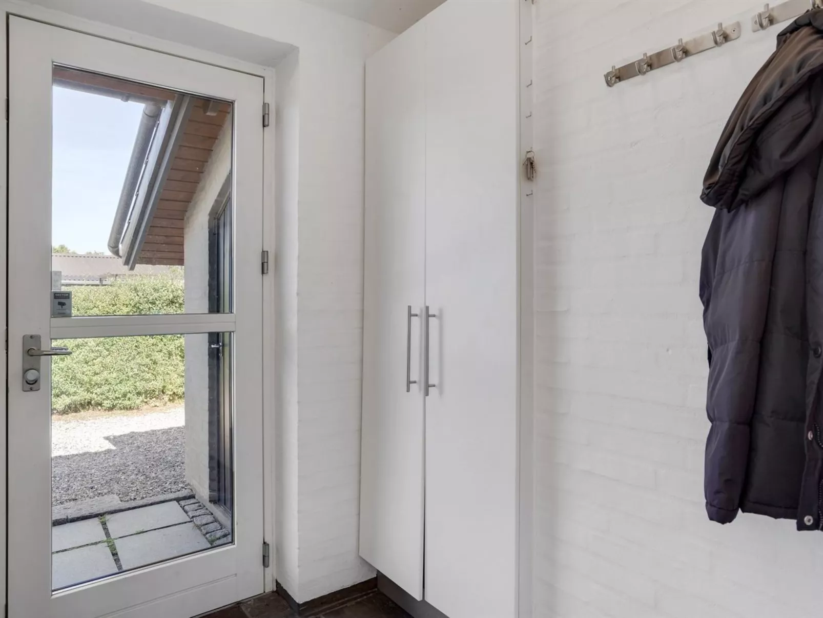 "Angelarij" -  from the sea-Drinnen