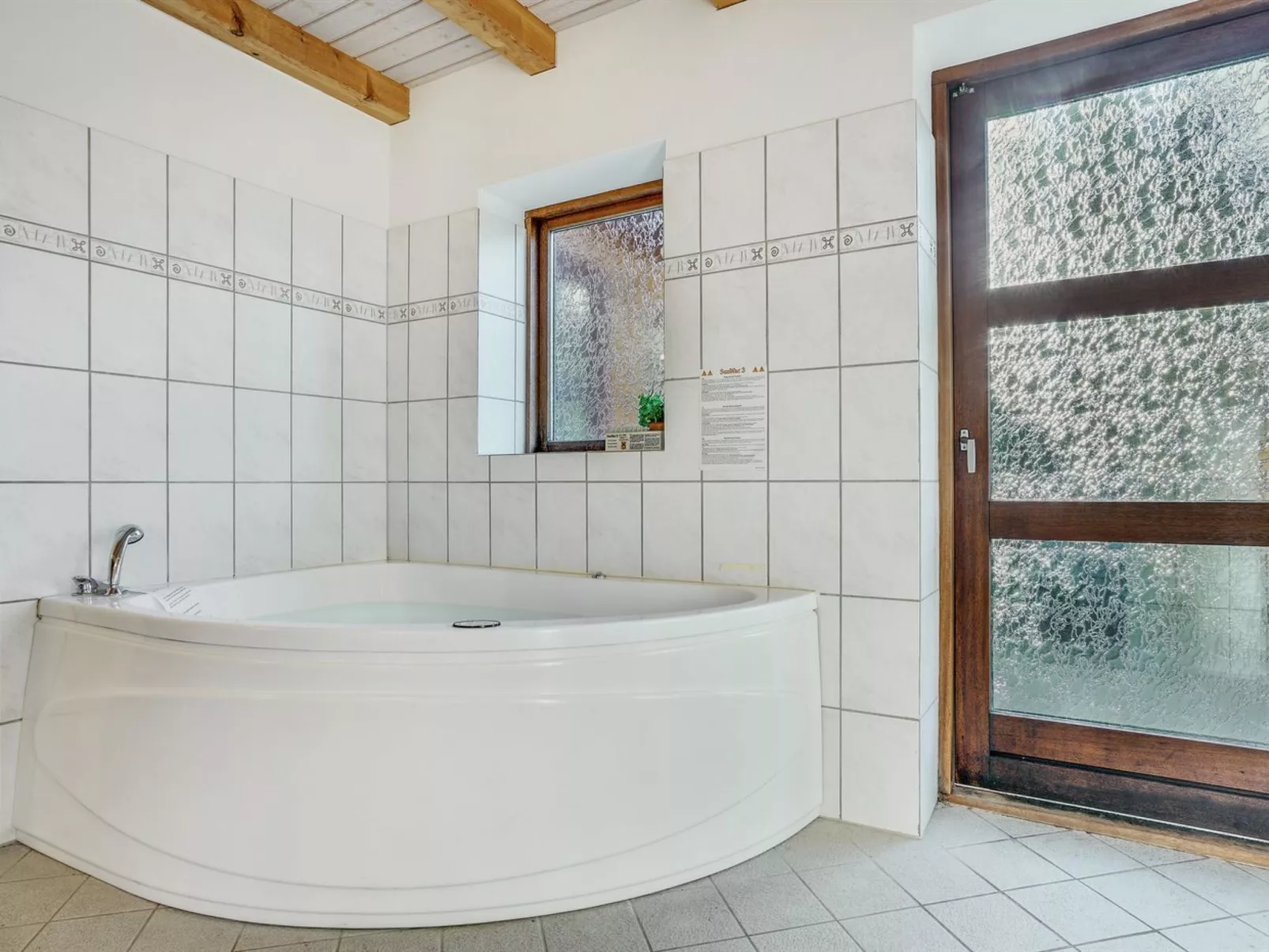 "Dora" - 180m from the sea-Inside