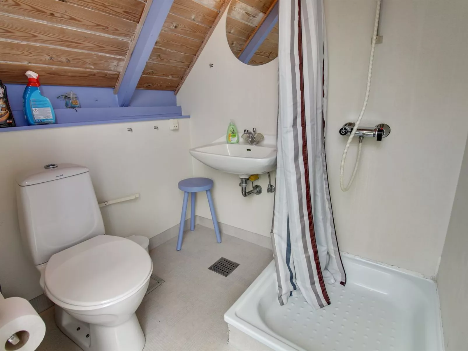 "Algonda" - 500m from the sea-Inside