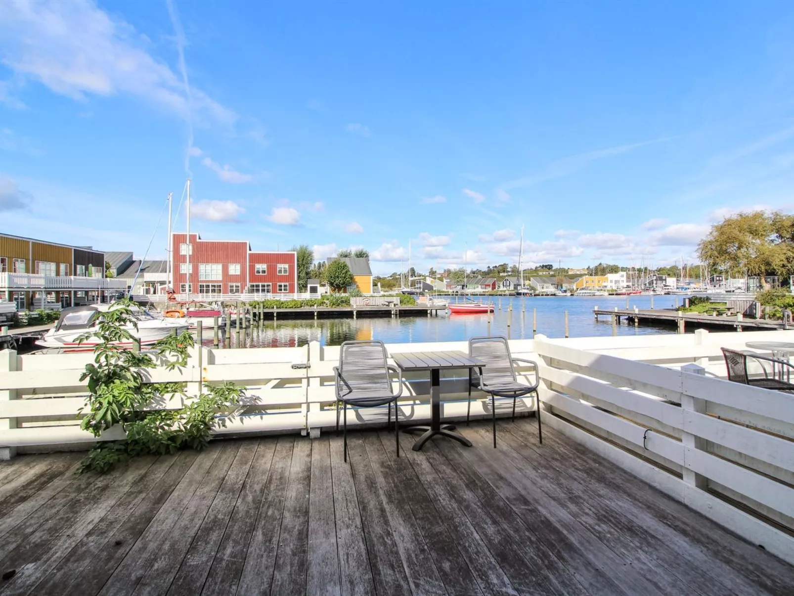 "Nalle" - 5m from the sea-Draußen