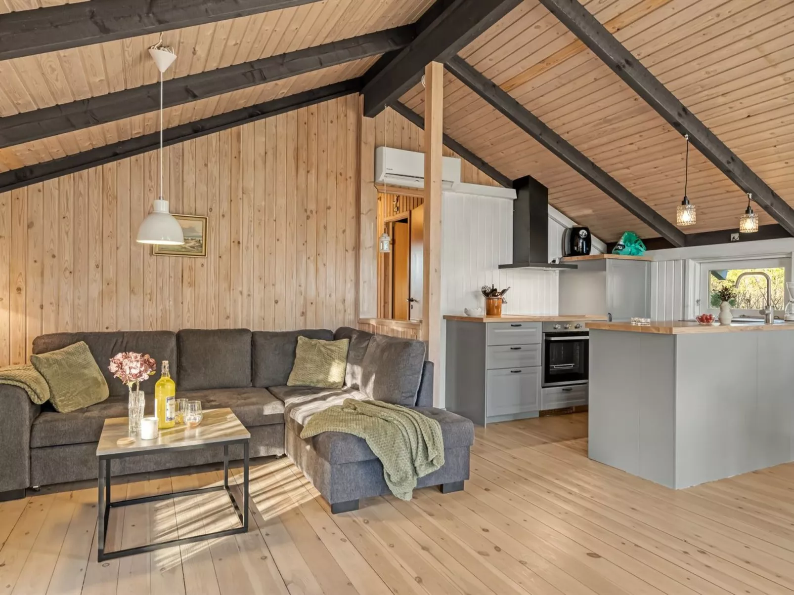 "Eliana" - 350m from the sea-Inside