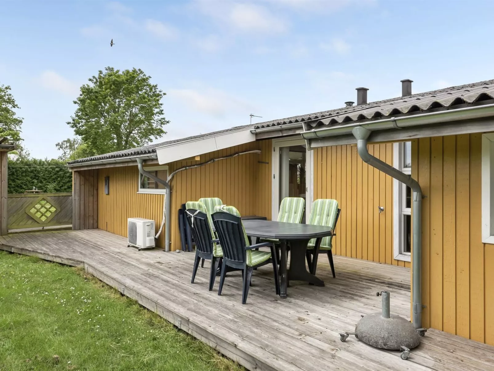 "Virpi" - 400m from the sea-Outside