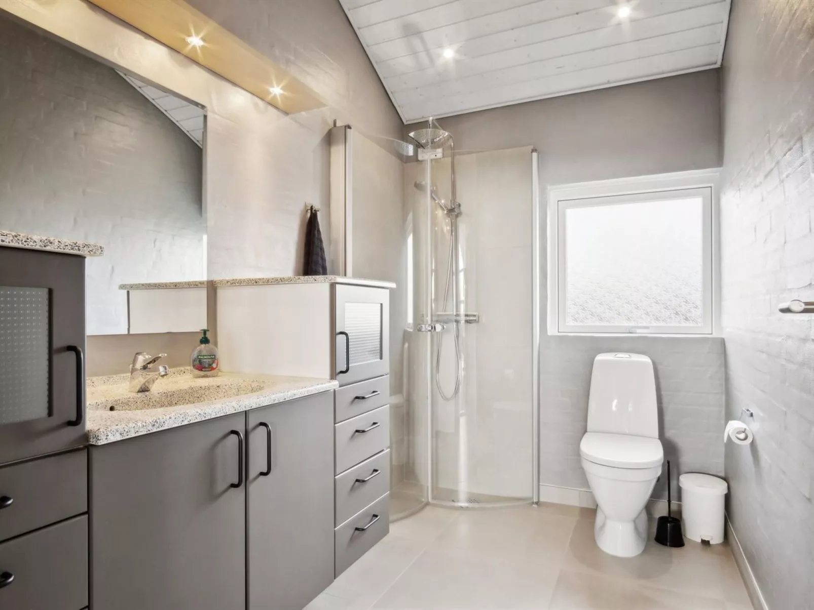 "Sylvana" - 400m from the sea-Inside