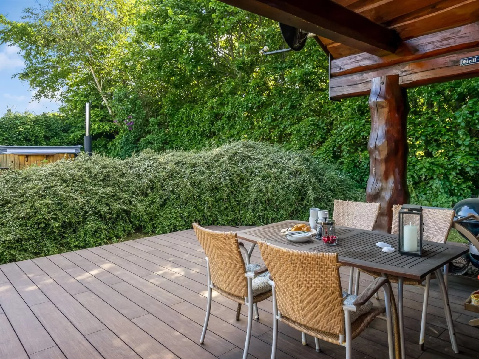 "Stamen" - 200m from the sea-Outside