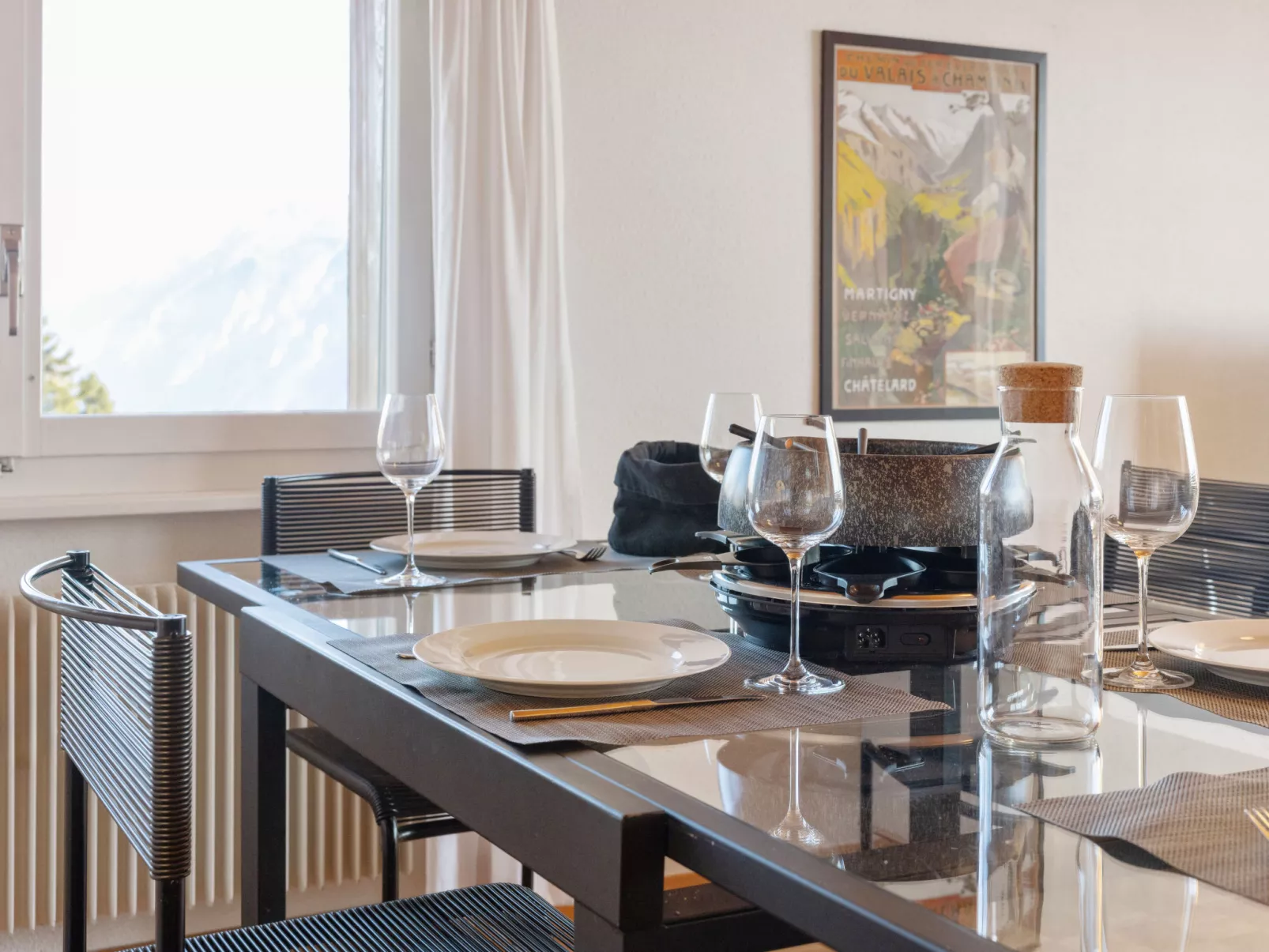 Belmont Est 80-Drinnen