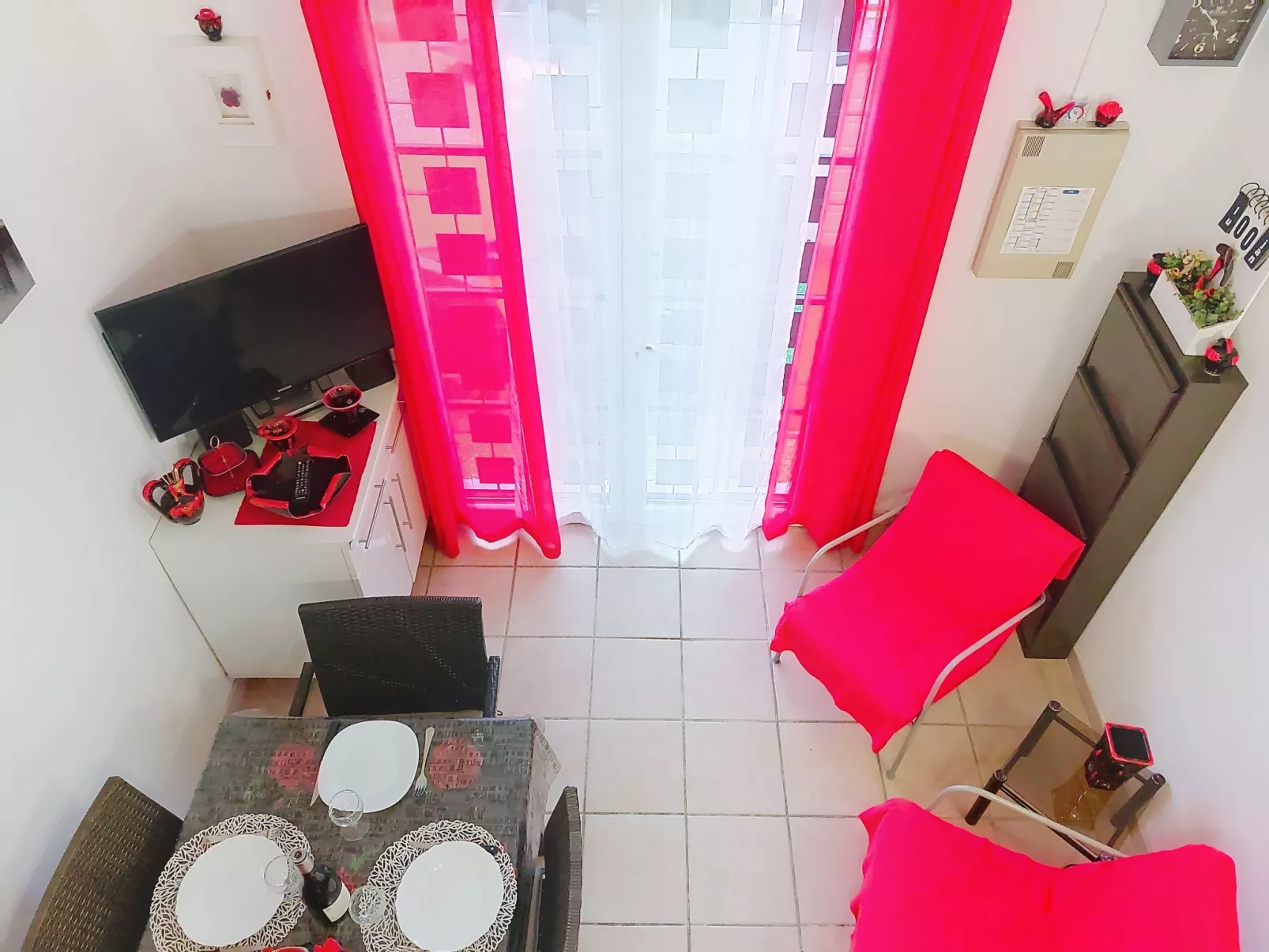 Les Amandines-Drinnen