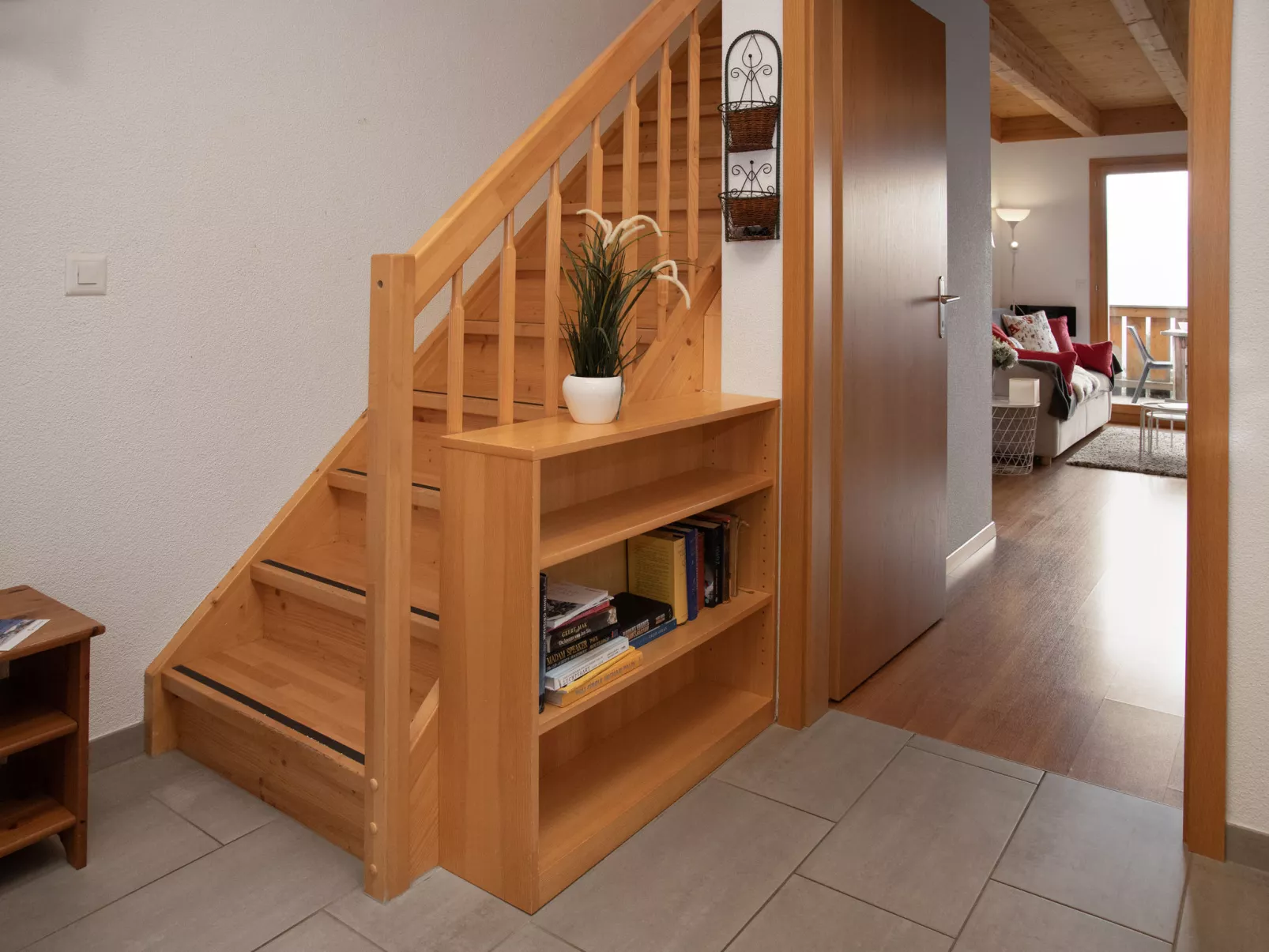 Racer's Retreat Apt.12-Drinnen