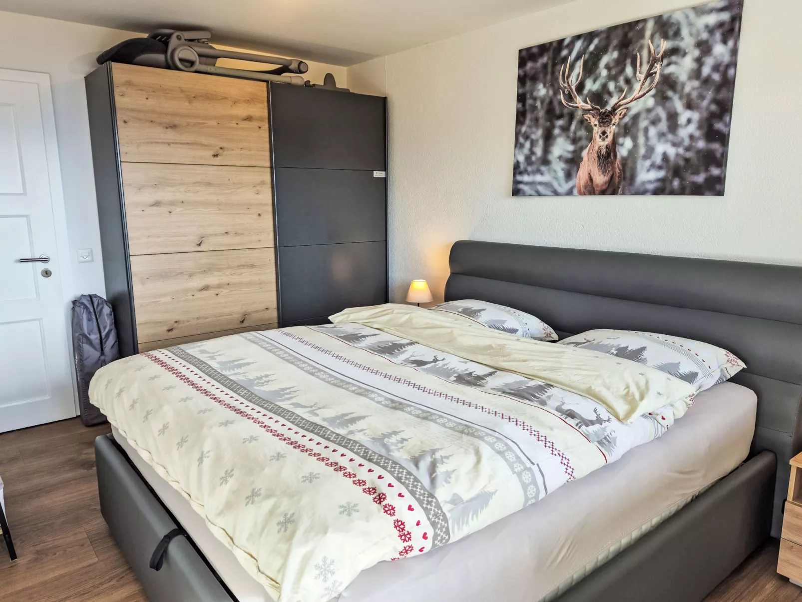 Les Essampilles 25-Dedans