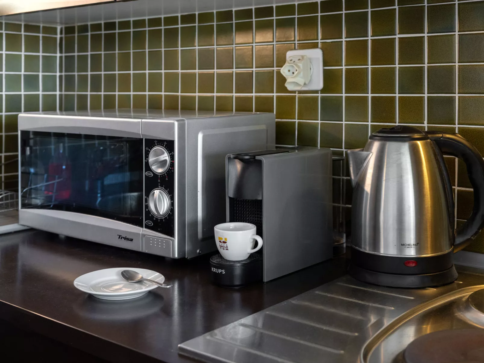 Jeanne D'Arc Apt. A-8-Inside