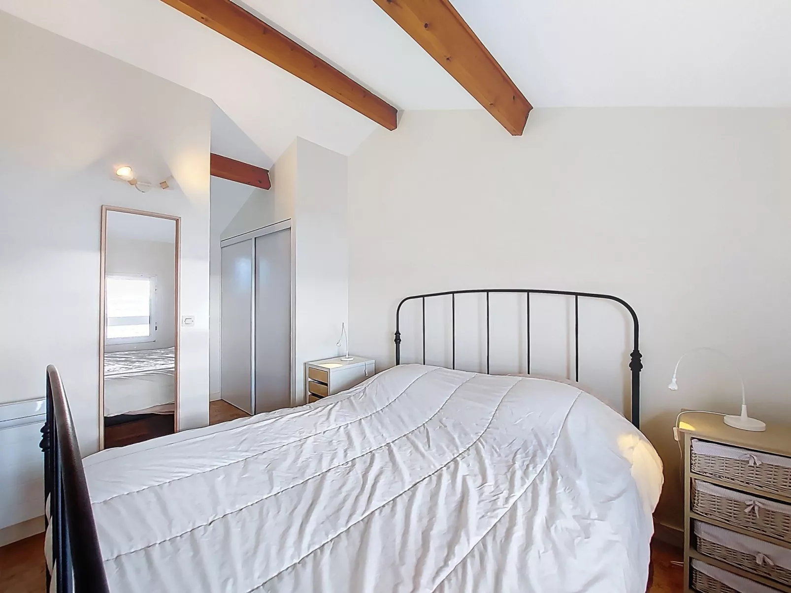 La Grande Côte-Inside