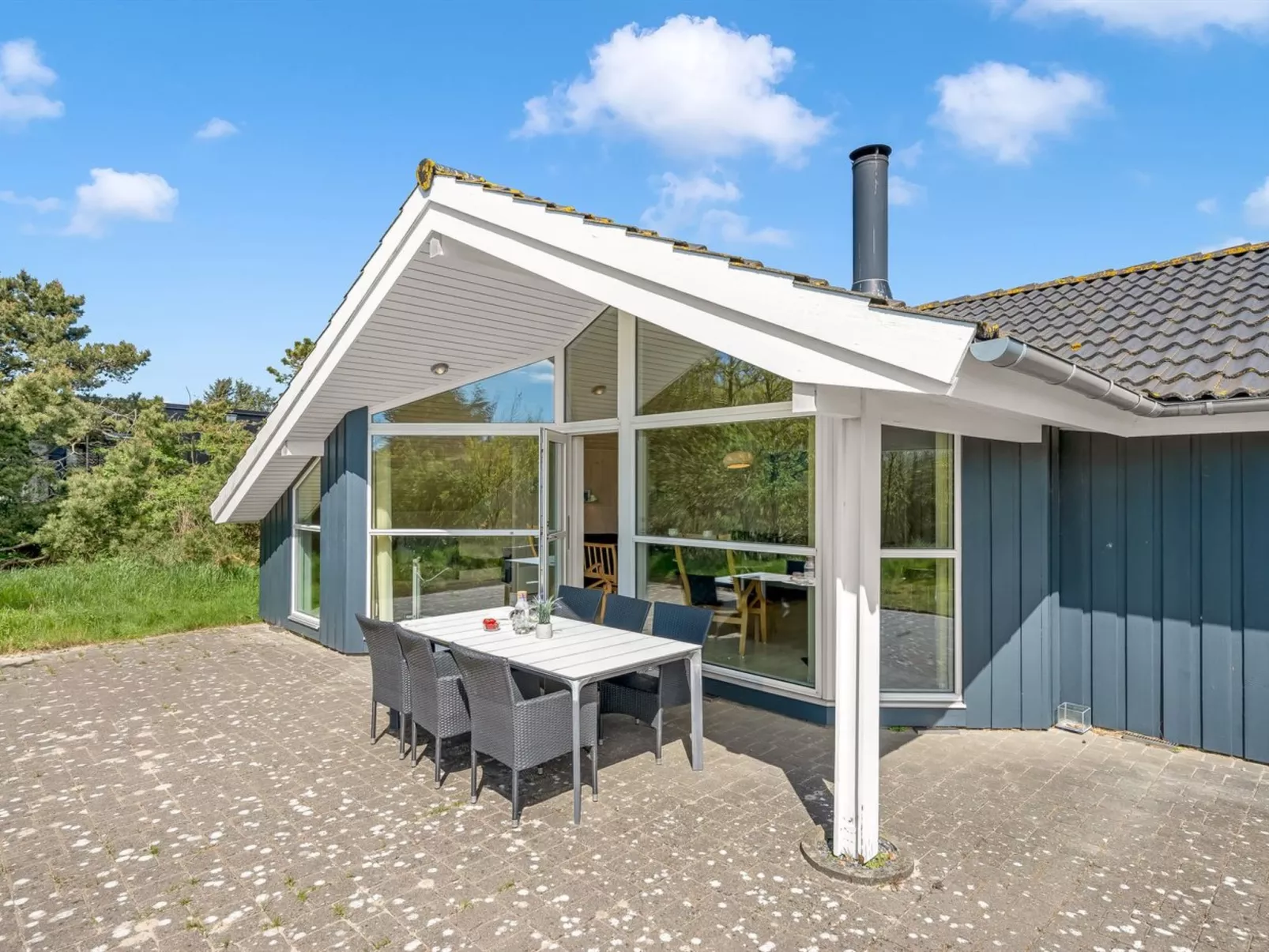 "Dagny" - 300m from the sea-Outside