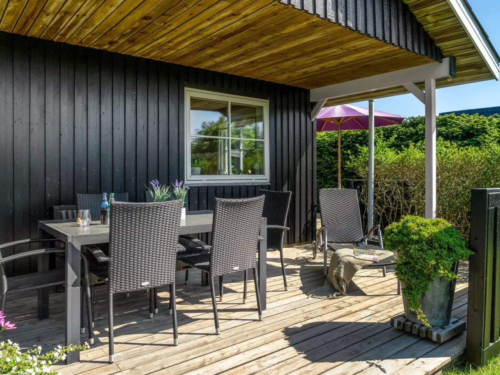 "Esalina" -  from the sea-Outside