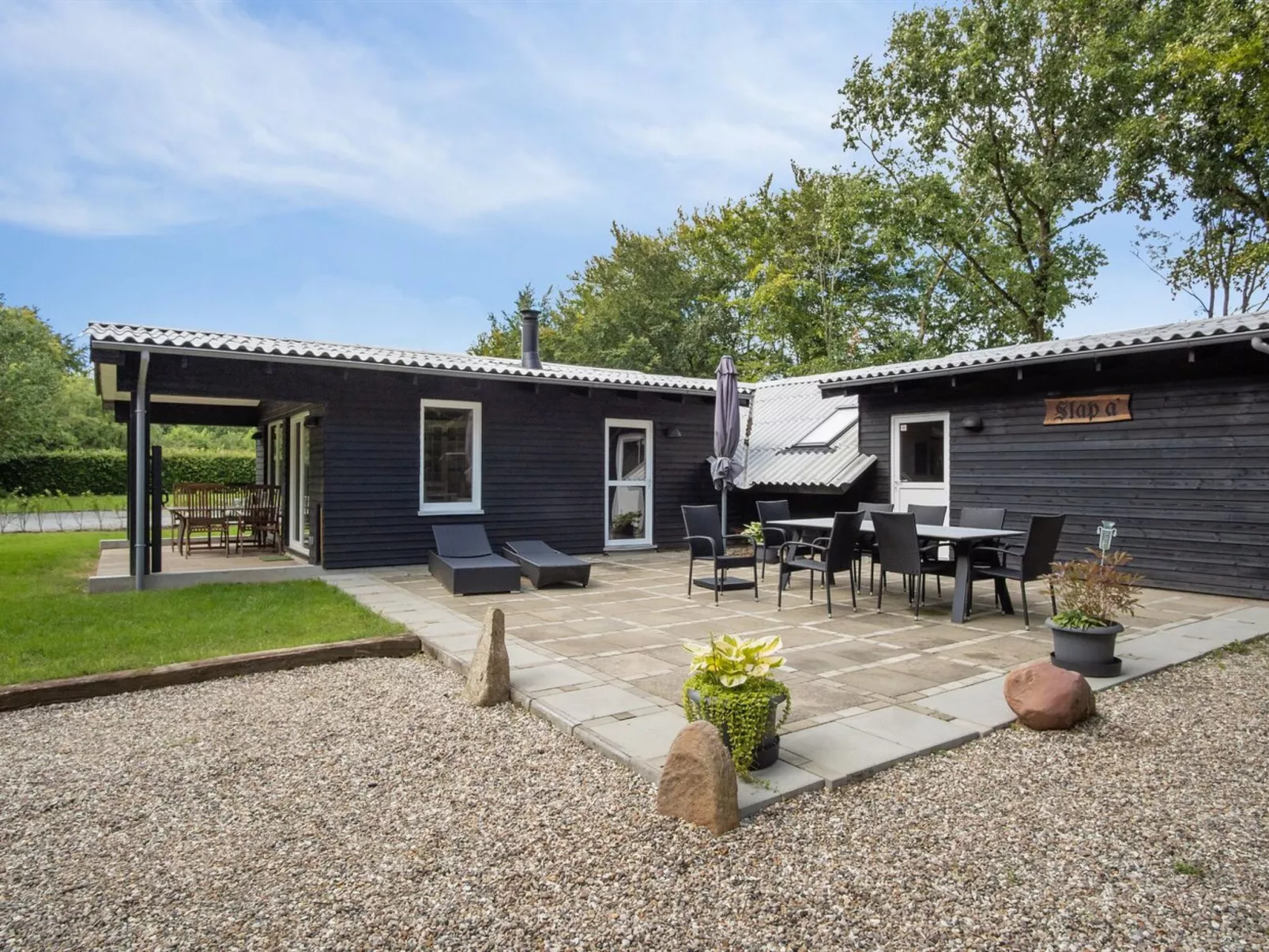 "Hedwig" - 30km from the sea-Draußen