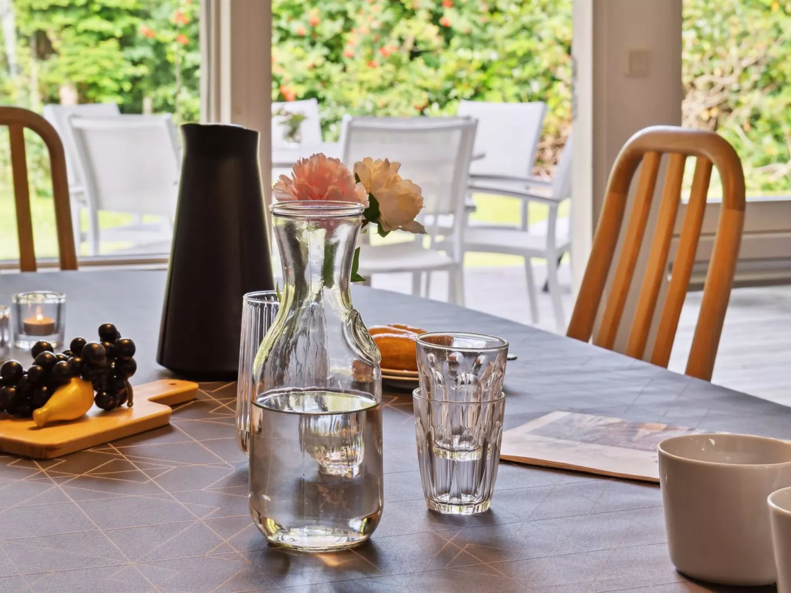 "Batsha" - 350m from the sea-Drinnen