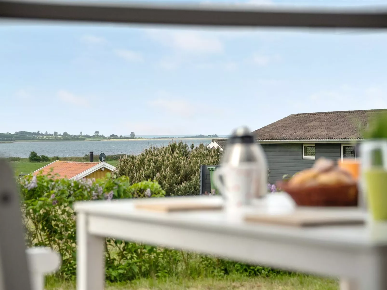 "Ginnie" - 300m from the sea-Outside