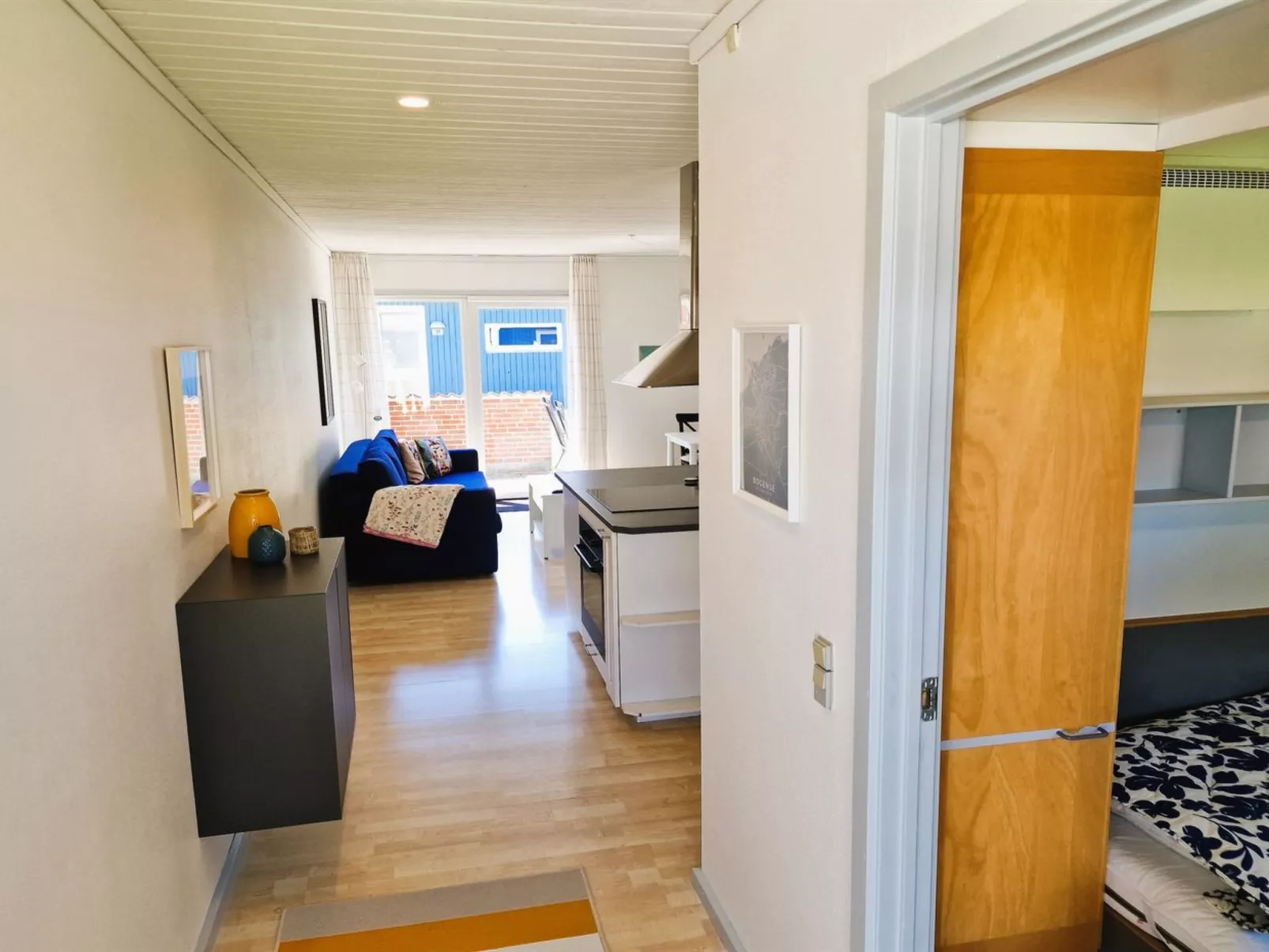 "Emira" - 50m from the sea-Inside