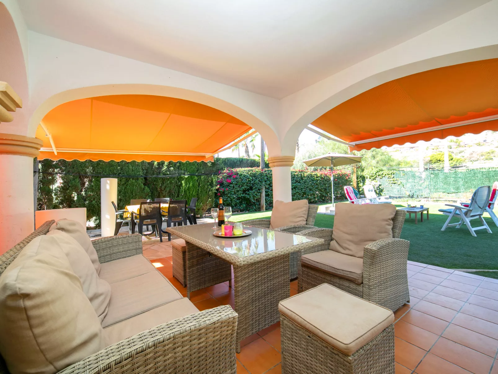 Bonalba Golf, Urb. Los Naranjos-Drinnen