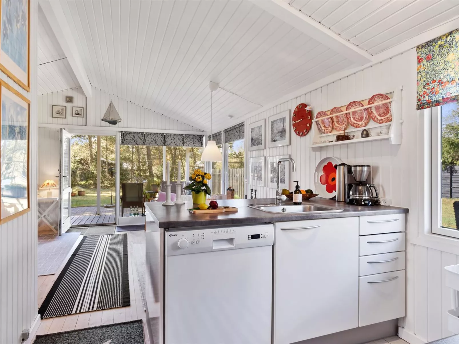 "Hellevi" -  from the sea-Inside