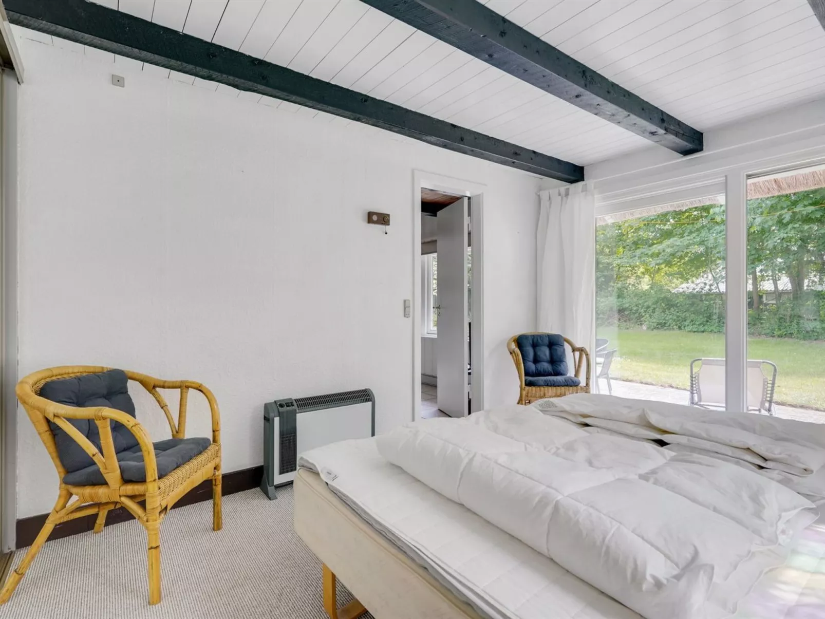 "Vemund" - 750m from the sea-Drinnen