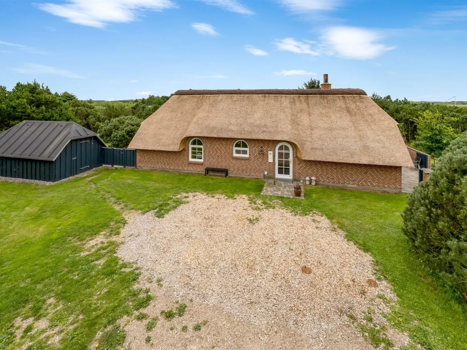 "Pasi" - 1.2km from the sea-Outside