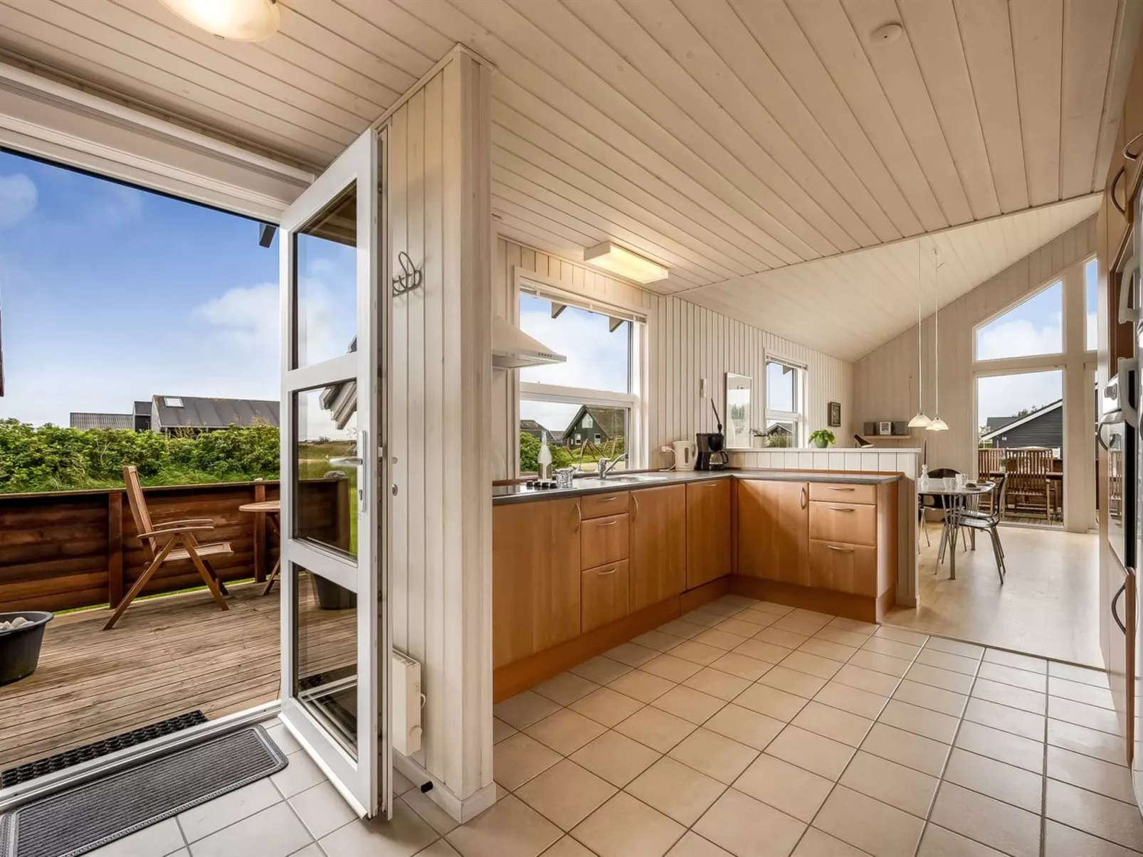 "Erland" - 500m from the sea-Inside