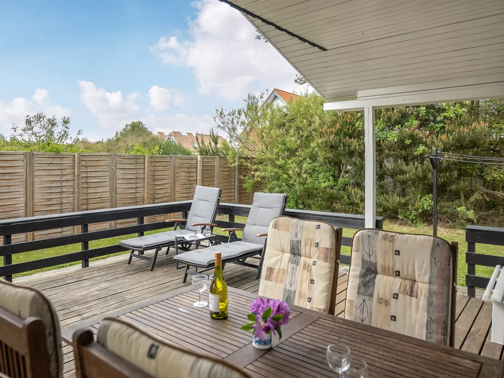 "Hildegarde" - 900m from the sea-Outside