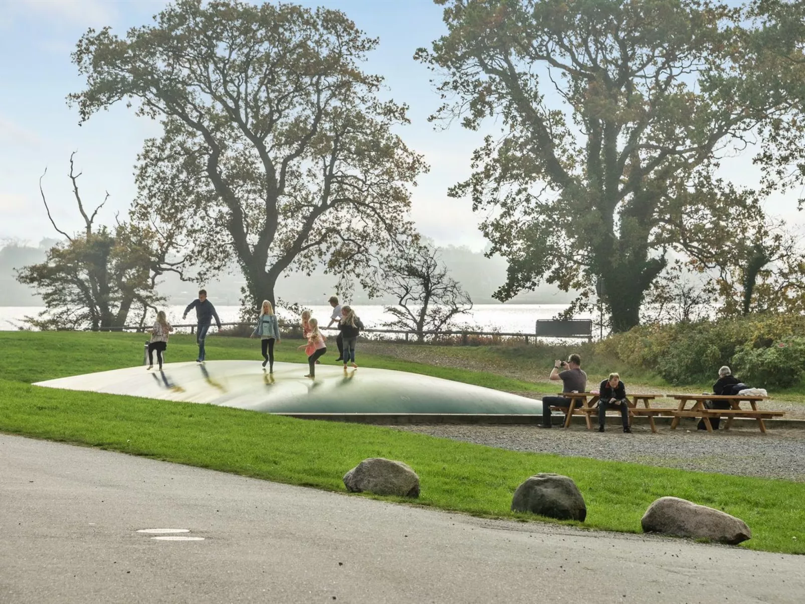 "Babette" - 75m to the fjord-Draußen