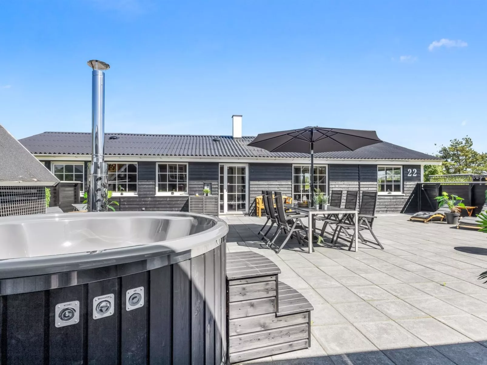 "Erna" - 400m from the sea-Dehors