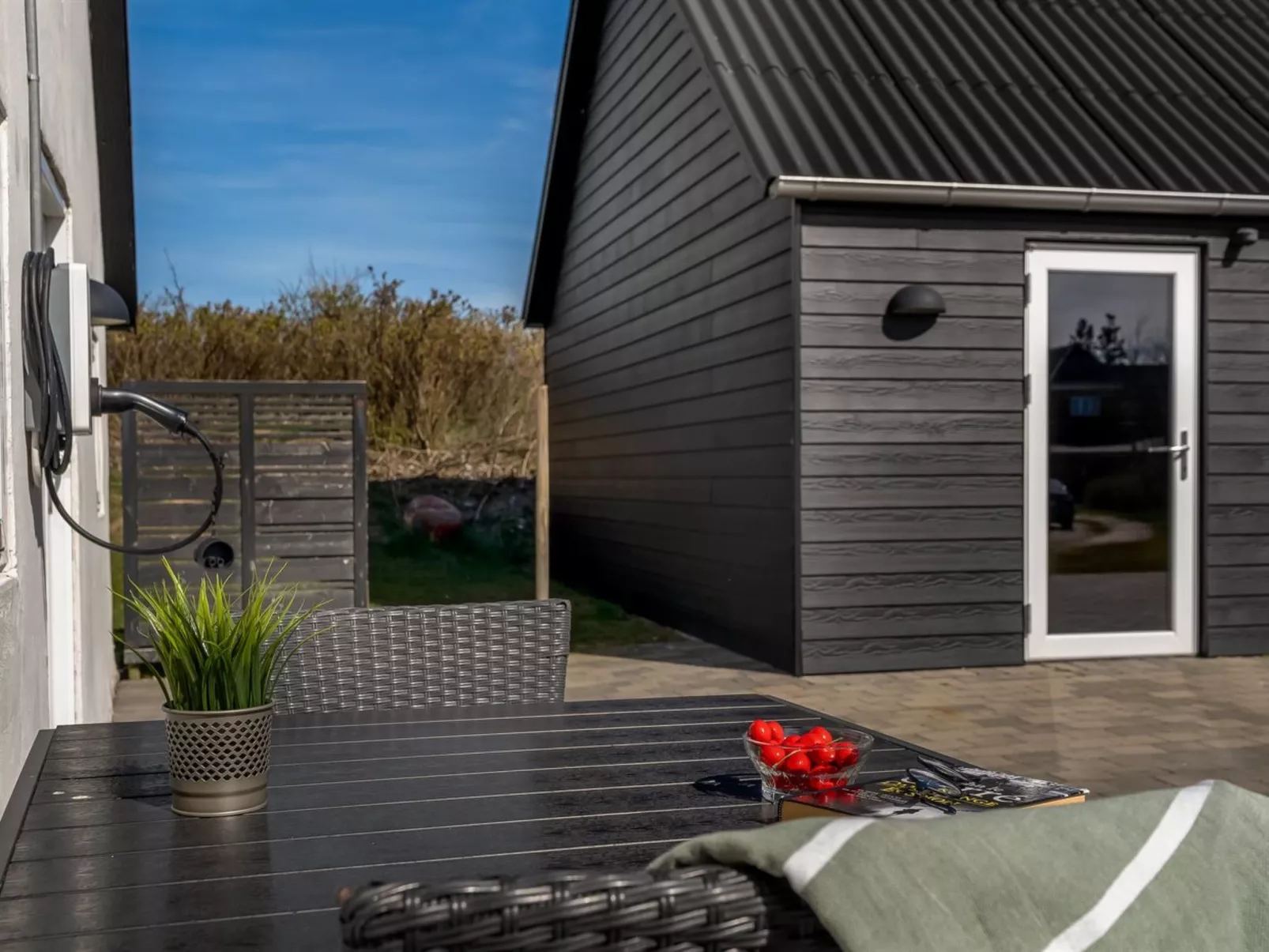 "Elisa" - 1.2km from the sea-Outside