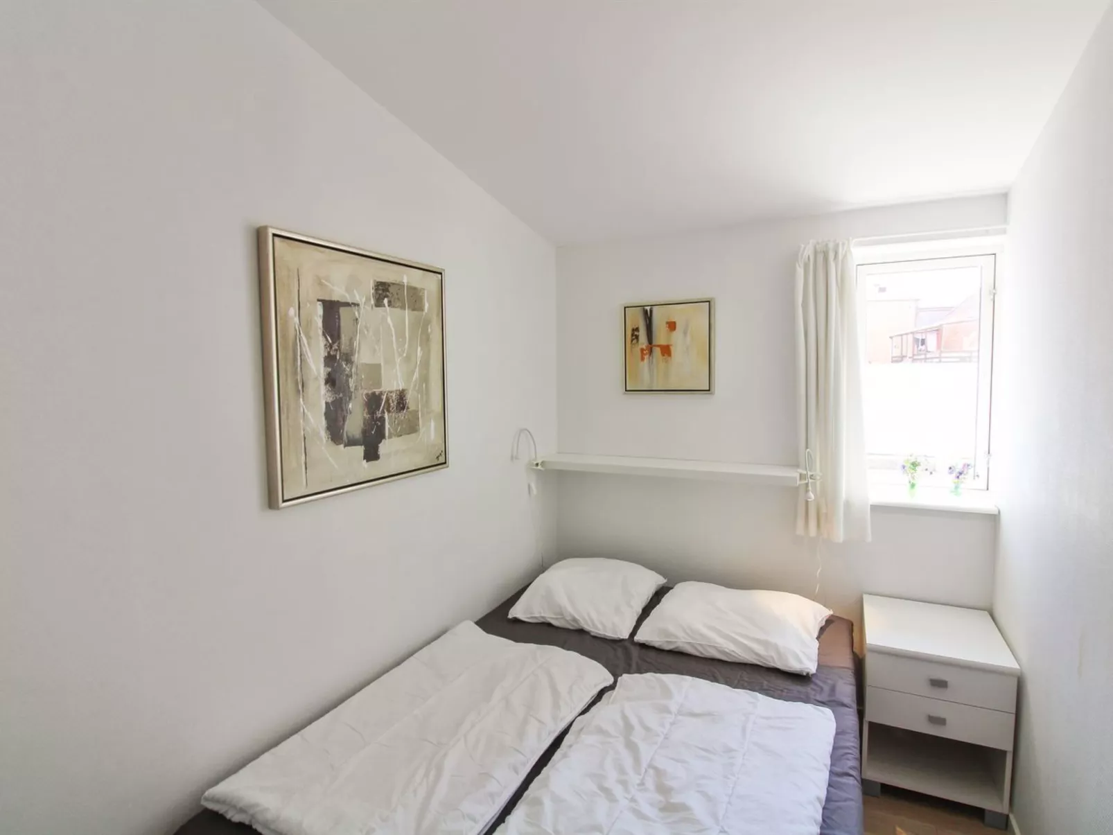 "Thyrne" - 500m from the sea-Dedans