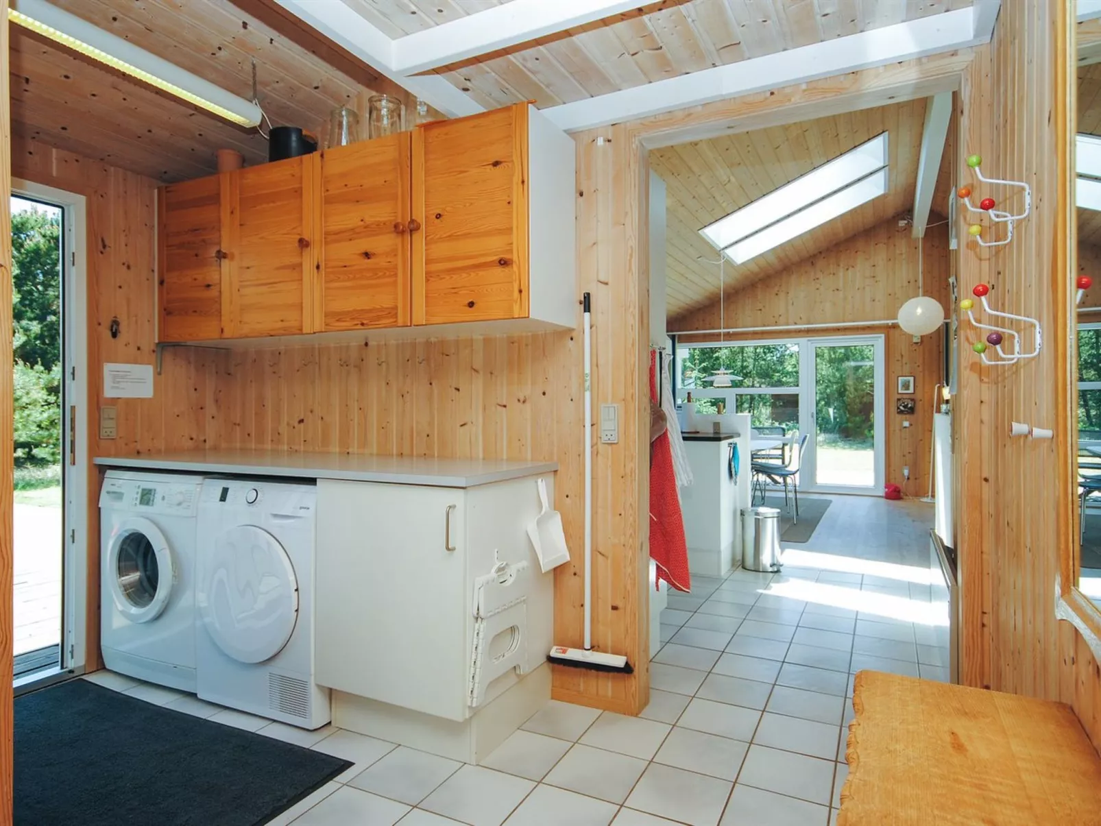 "Heggi" - 900m from the sea-Drinnen